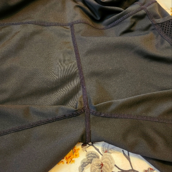 OTOS brand bike short size L mesh side tummy control - Picture 5 of 5